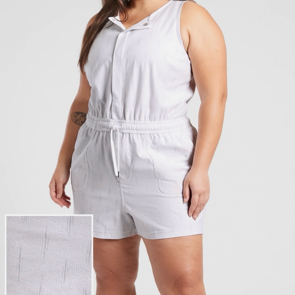 NWT Athleta Farallon PRINTED Shorts Romper 1X Spliced Magic Veil Grey Comfort